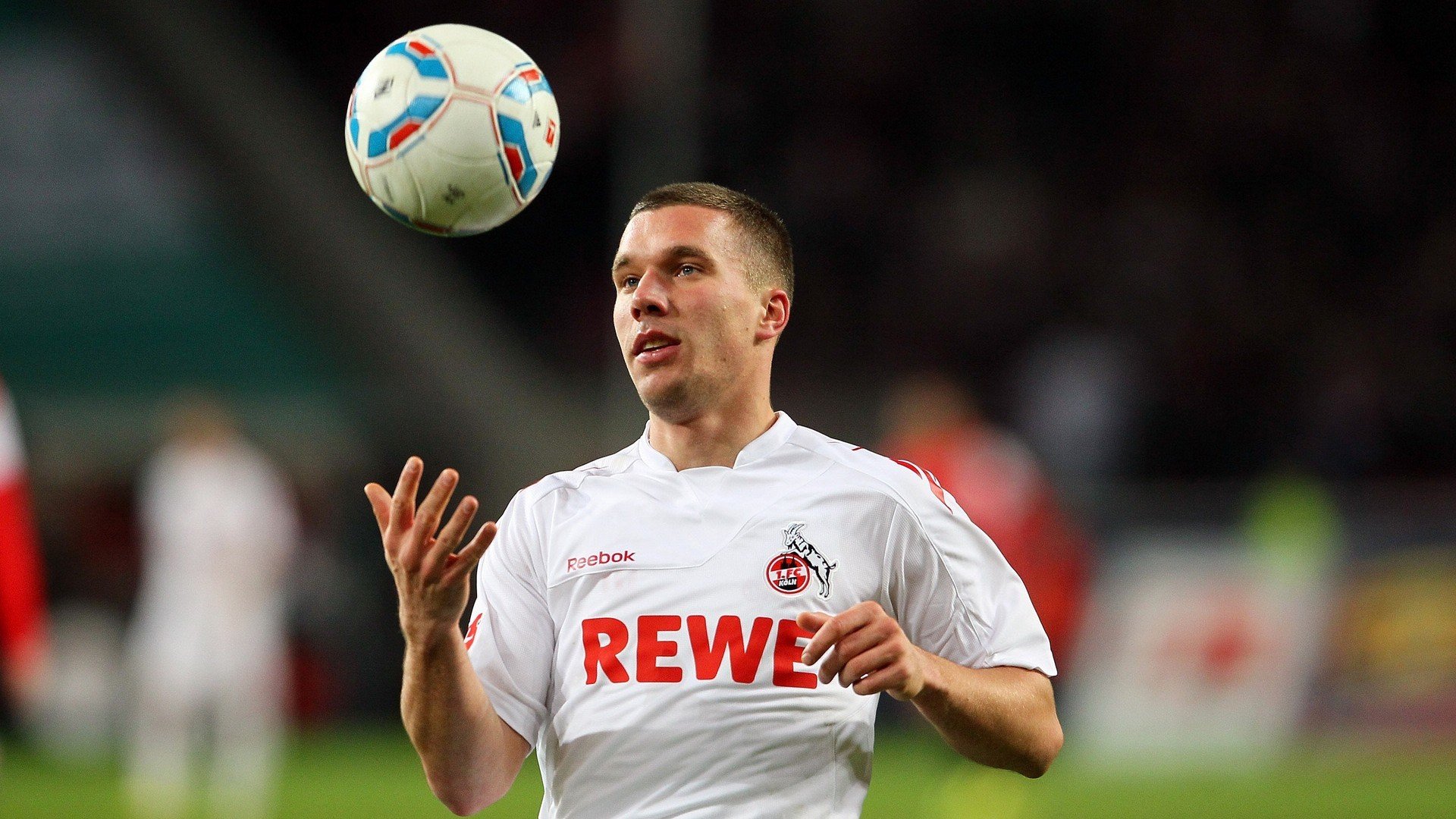 博卡在逼抢下频现传球失误，博卡vs竞技实时比分